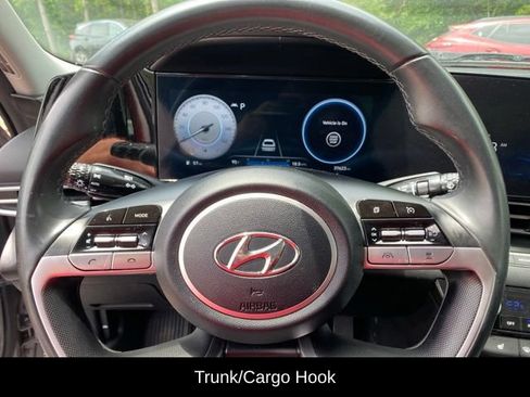 Used 2023 Hyundai Elantra SEL w/ Convenience Package FWD image 21