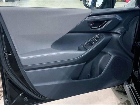 Used 2024 Subaru Crosstrek 2.0i Premium image 23