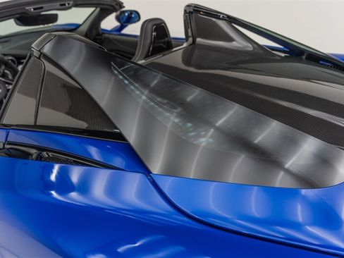 Used 2024 McLaren 750S Spider RWD image 72