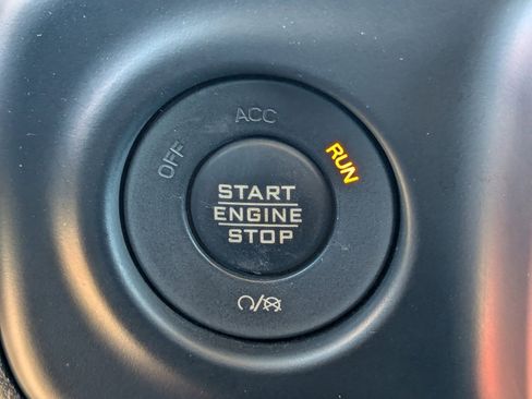 Used 2021 Jeep Gladiator Mojave image 33