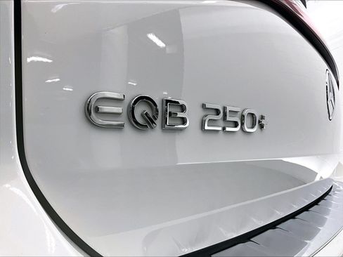 Certified 2024 Mercedes-Benz EQB 250+ image 7