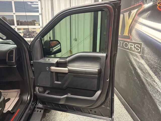 Used 2019 Ford F150 Raptor w/ Equipment Group 801A Mid AWD/4WD image 28