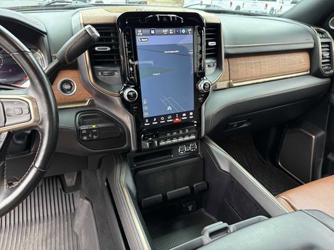 Used 2023 RAM 2500 Limited image 28