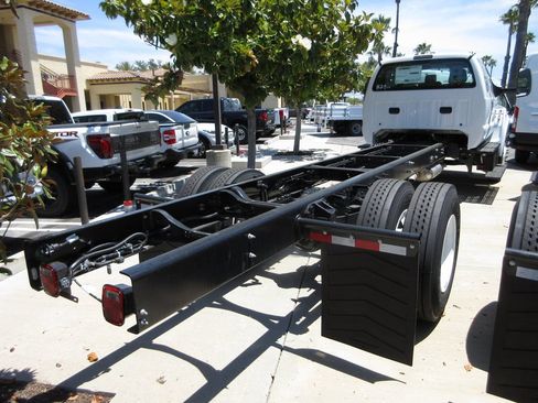 New 2026 Ford F650 2WD SuperCab Super Duty image 3