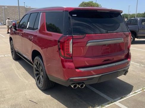 Used 2023 GMC Yukon Denali Ultimate AWD/4WD image 8