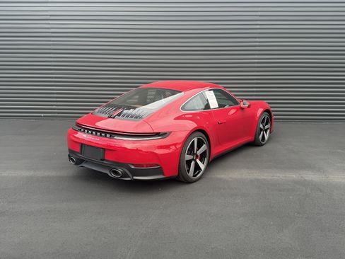 Used 2026 Porsche 911 Carrera 4S AWD/4WD image 9