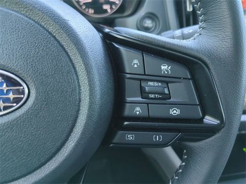 Used 2025 Subaru Forester Premium image 30