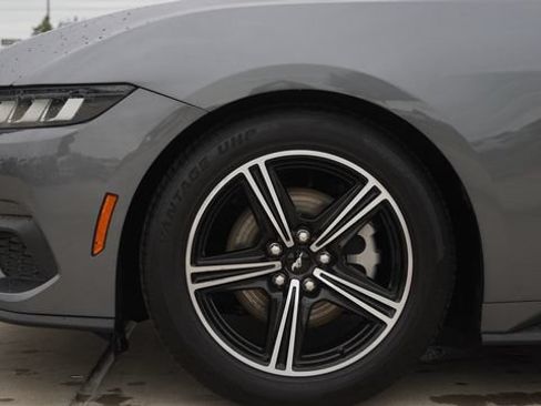 Used 2024 Ford Mustang Premium RWD image 5