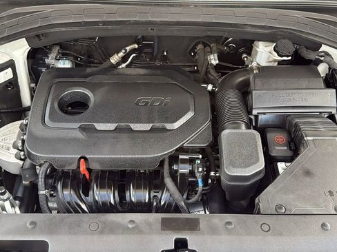 Used 2020 Hyundai Santa Fe SE image 34