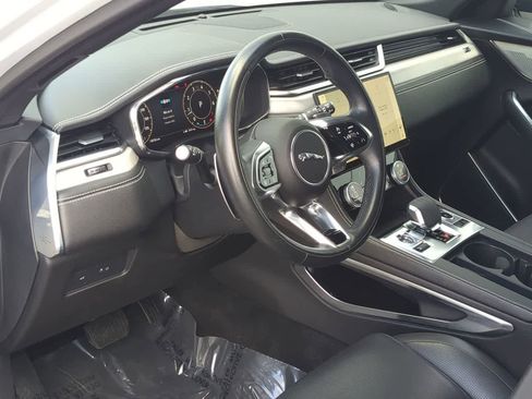 Used 2025 Jaguar F-PACE R-Dynamic S image 10