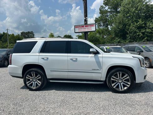 Used 2017 GMC Yukon Denali w/ Open Road Package AWD/4WD image 3