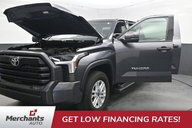 Used 2022 Toyota Tundra SR5 AWD/4WD image 49