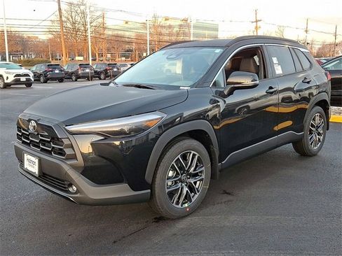 New 2026 Toyota Corolla Cross XLE image 3