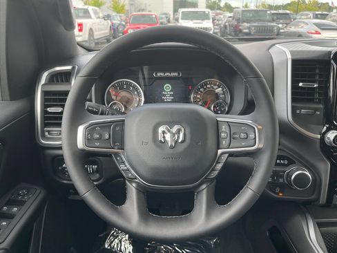 Used 2025 RAM 1500 Big Horn AWD/4WD image 25