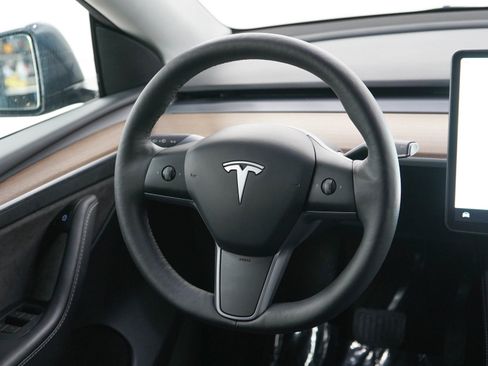 Used 2023 Tesla Model Y Long Range AWD/4WD image 14