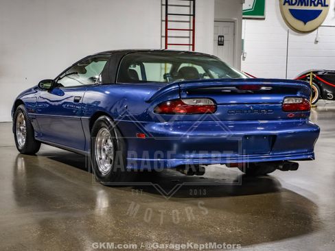 Used 1994 Chevrolet Camaro Z28 image 7