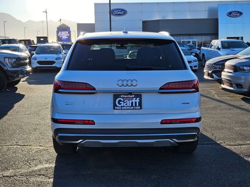 Used 2022 Audi Q7 Premium Plus image 7