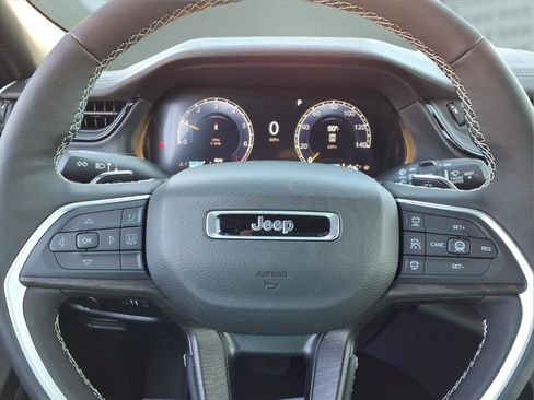 New 2026 Jeep Grand Cherokee Altitude AWD/4WD image 21