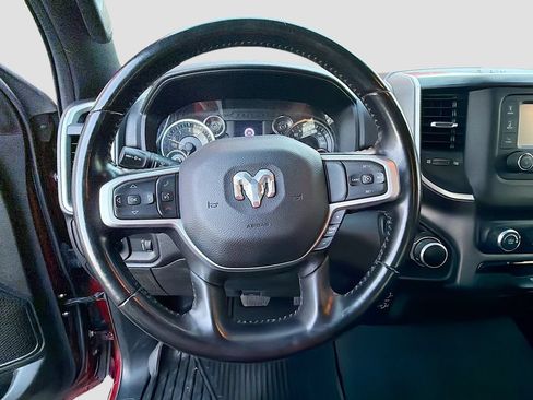 Used 2022 RAM 1500 Big Horn AWD/4WD image 11