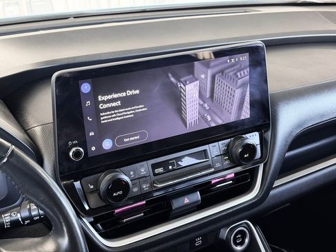 Used 2024 Toyota Grand Highlander XLE image 15