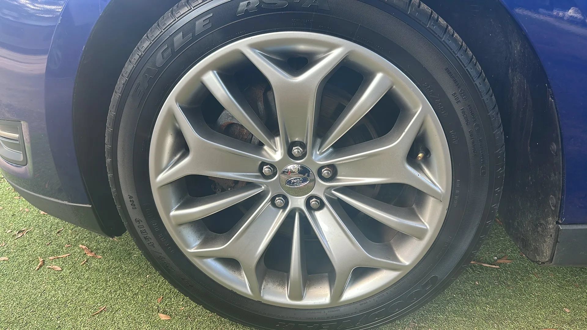 Used 2014 Ford Taurus Limited FWD image 10