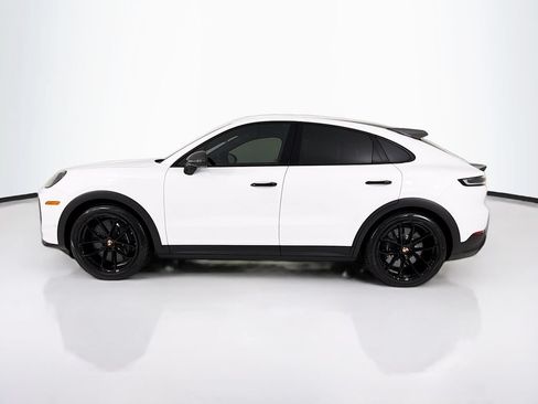 Certified 2026 Porsche Cayenne Turbo GT AWD/4WD image 2