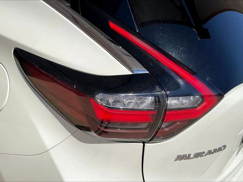 Used 2023 Nissan Murano SL AWD/4WD image 27