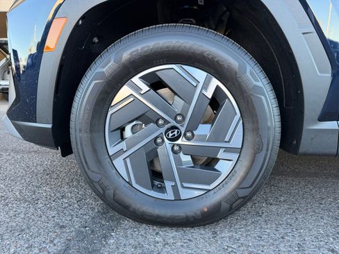 Certified 2026 Hyundai Tucson Blue SE image 26