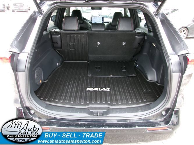 Used 2023 Toyota RAV4 XSE AWD/4WD image 17