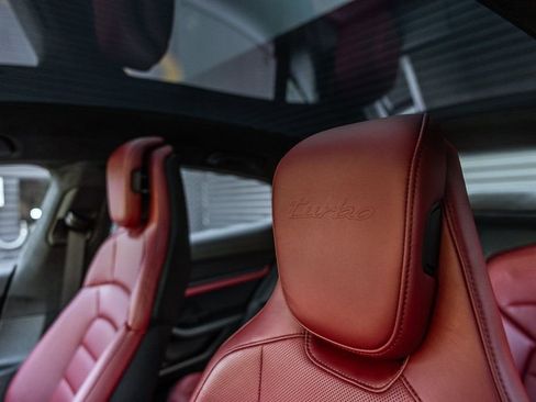 Certified 2020 Porsche Taycan Turbo image 15