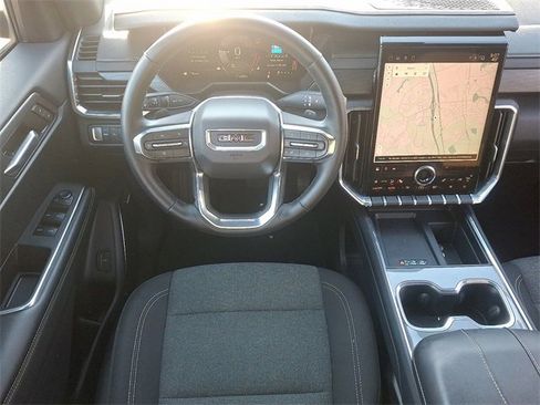 Certified 2025 GMC Acadia Elevation image 11