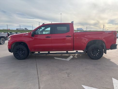 Used 2024 Chevrolet Silverado 1500 LT Trail Boss w/ LT Trail Boss Premium Package image 3