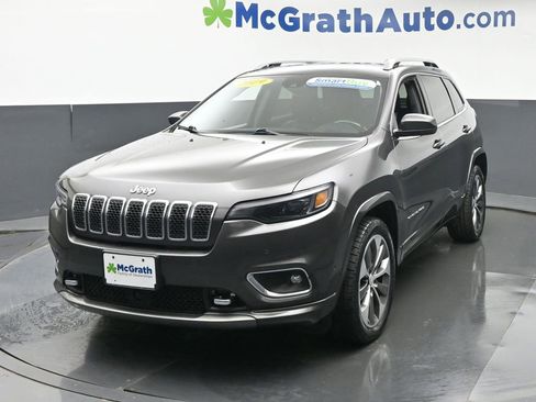 Used 2019 Jeep Cherokee Overland w/ Technology Group FWD image 18