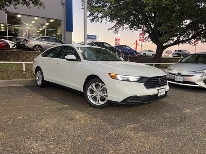 New 2025 Honda Accord LX