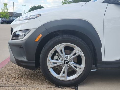 Certified 2023 Hyundai Kona SEL FWD image 6