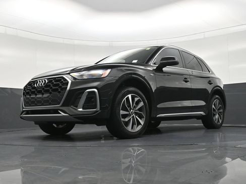 Used 2023 Audi Q5 2.0T Premium Plus w/ Premium Plus Package AWD/4WD image 22