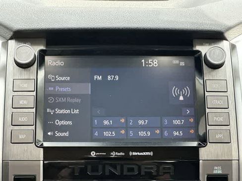 Used 2021 Toyota Tundra SR5 w/ SR5 Upgrade Package AWD/4WD image 10