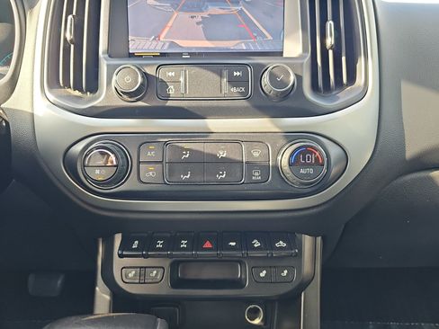 Used 2020 Chevrolet Colorado ZR2 w/ Colorado ZR2 Bison Edition AWD/4WD image 21