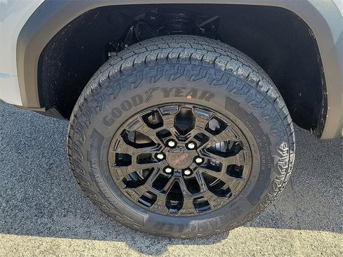 New 2026 GMC Canyon Elevation w/ Convenience Package image 10