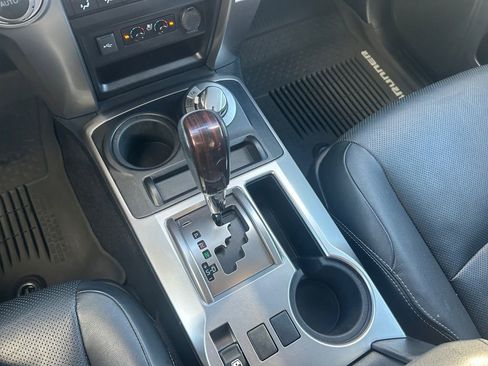 Used 2020 Toyota 4Runner Limited image 20