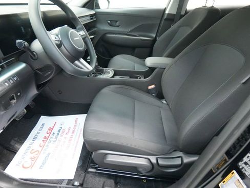 New 2026 Hyundai Kona SE image 14