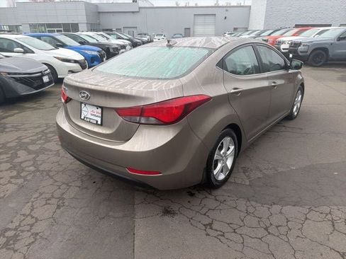 Used 2016 Hyundai Elantra Value Edition FWD image 3