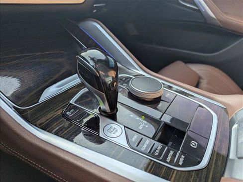 Used 2021 BMW X6 sDrive40i w/ Convenience Package image 14