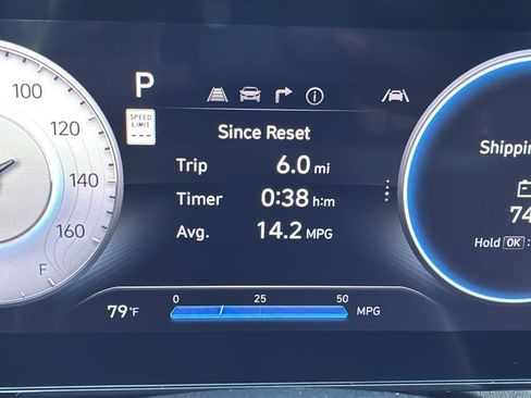New 2026 Hyundai Elantra Limited FWD image 24