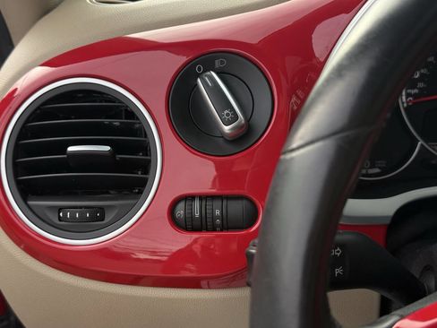 Used 2014 Volkswagen Beetle 1.8T image 13