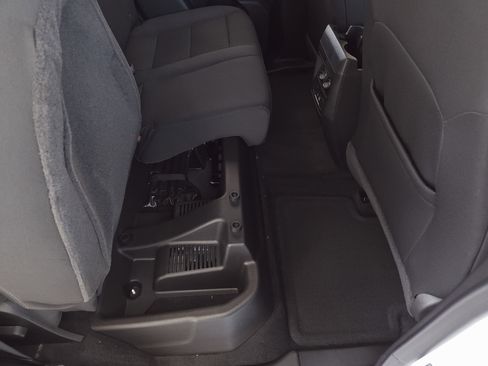 New 2025 GMC Canyon Elevation w/ Convenience Package image 30