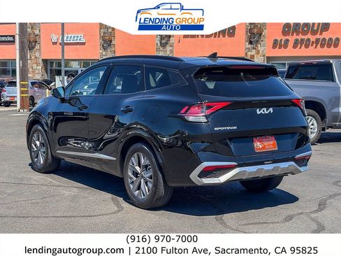 Used 2024 Kia Sportage SX FWD image 2