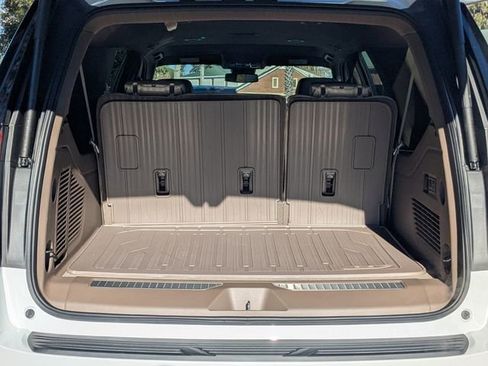 New 2026 GMC Yukon XL Denali w/ LPO, Floor Liner Package image 14