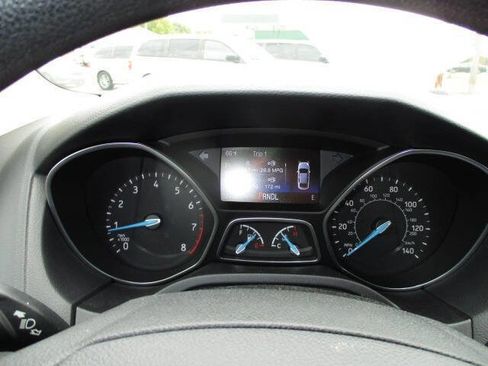 Used 2018 Ford Focus SE image 17