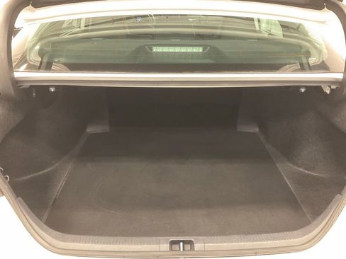 Used 2024 Toyota Camry SE image 29